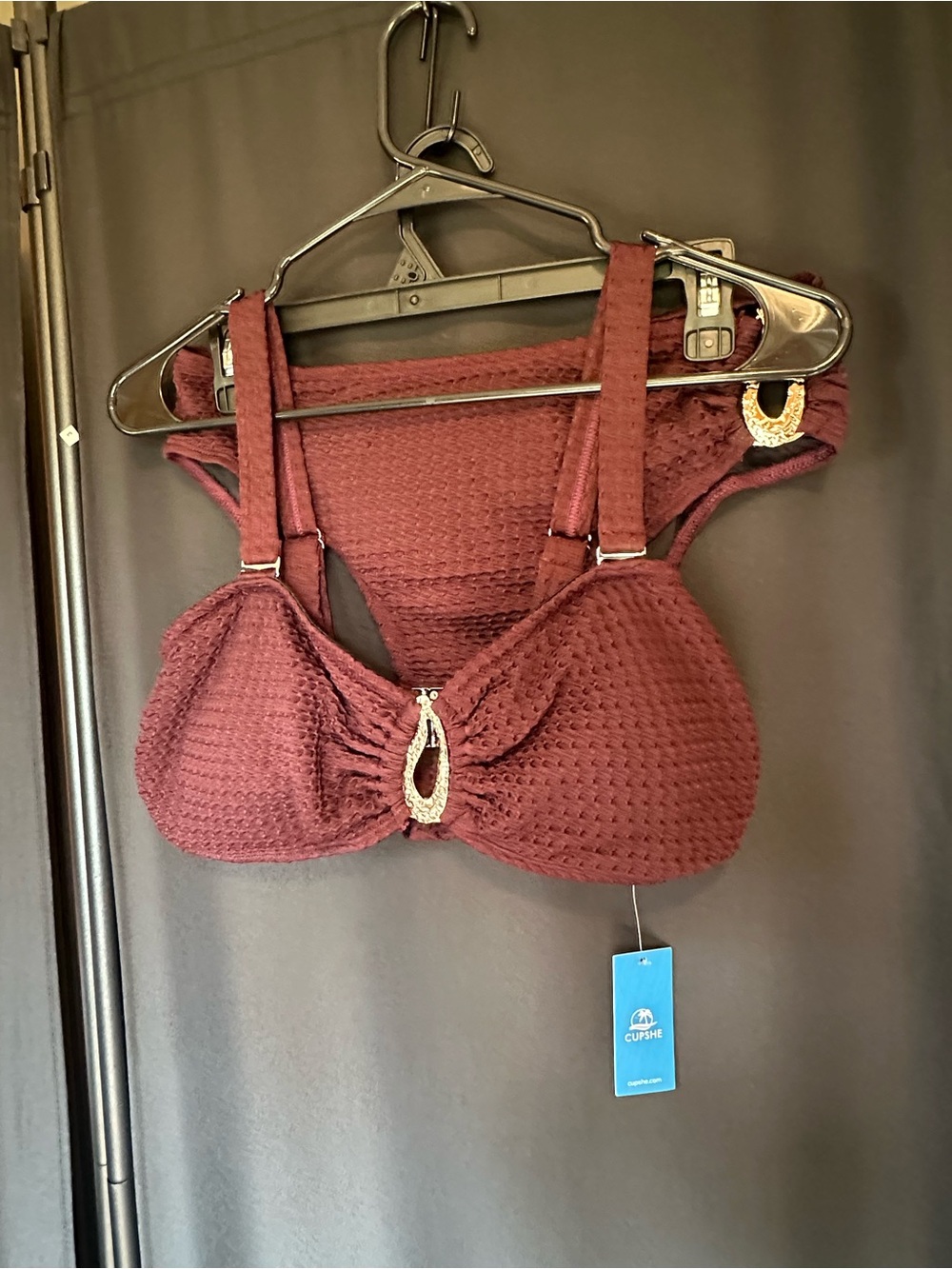 CUPSHE NWT Burgundy Textured Bikini Set Size L Gold Hardware High Waist Swimsuit